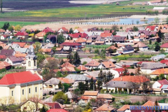 20110509_1116557071_tibor2