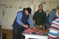 20120425_1117215407_falusi-disznovagas-2012-012201