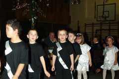 ovibal24_20090227_1949945194