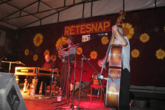 20120921_1430987577_retesnap-2012-472201